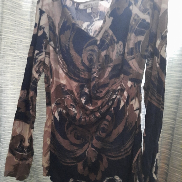 Dress short - Picture 1 of 2